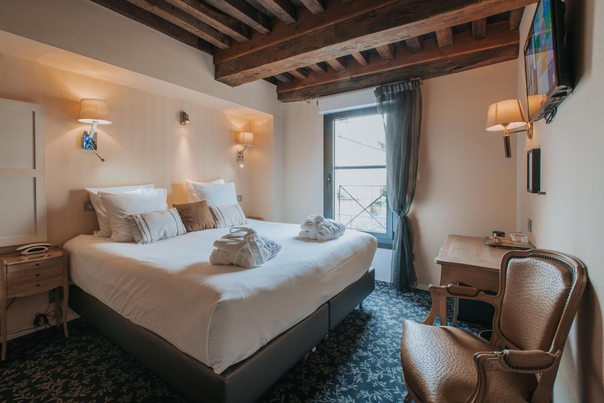 Standard Double Room,1586822189:JPEG